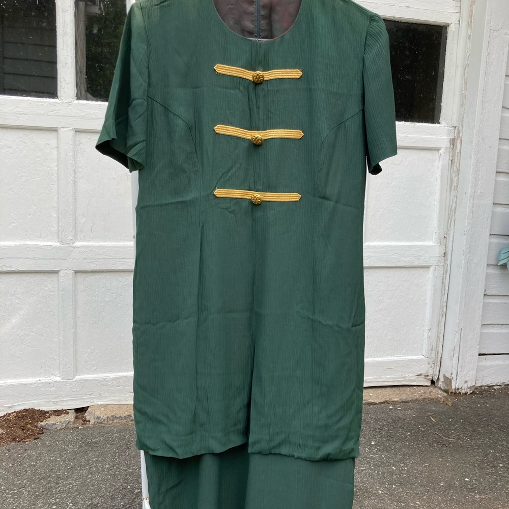 Green tunic dress